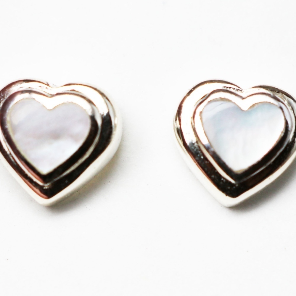 💝 Mother of Pearl Sterling Silver Heart Studs 💞
